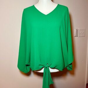 Pixi + Ivy Green V-Neck Tie-Front Blouse